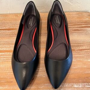 Rockport Women's Total Motion Black Ballet Flats. Size 6